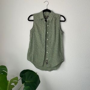 United By Blue Pale Green Button Up Sleeveless - XS